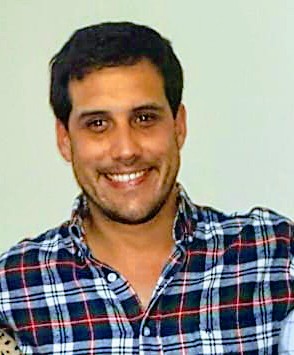 Andrés Renaud - Dev and AI Ops Senior Engineer